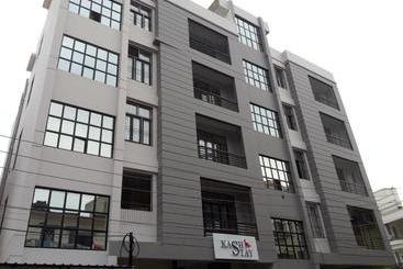 Bed and Breakfast Kashi Stay