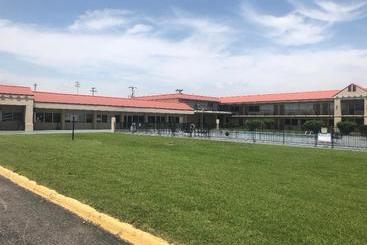 Szálloda Whitten Inn Oklahoma