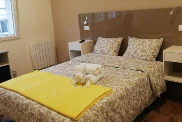 تختخواب و صبحانه Residencia Compostela 2