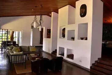 هتل Mitengo House
