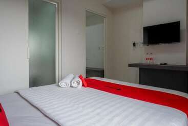 פנסיון Reddoorz Apartment Near Exit Toll Colomadu