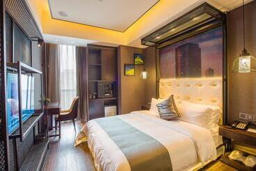 בית מלון כפרי Ruiman International