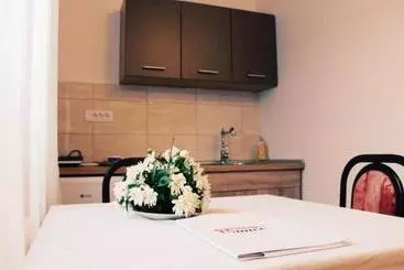 Aamiaismajoitus (B&B) Konačište Simče