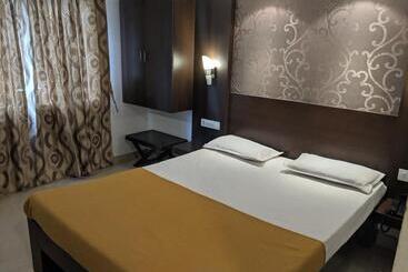 בית מלון כפרי Aashraya