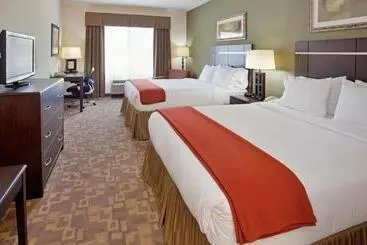 Holiday Inn Express Hotel & Suites Topeka North By Ihg