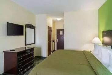 ホテル Quality Inn & Suites Near I 80 And I 294