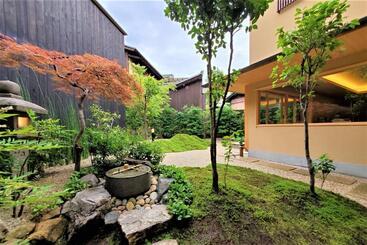 Ryokan Itsukushimahigashimonzen Kikugawa