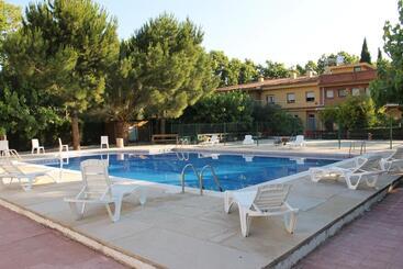 פנסיון Hostal Tivissa