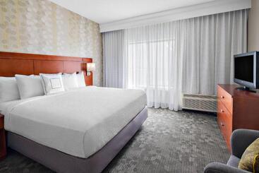 فندق Courtyard By Marriott Pittsburgh Airport
