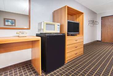 酒店 Days Inn By Wyndham Fond Du Lac