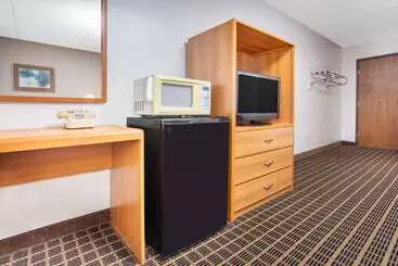 Отель Days Inn By Wyndham Fond Du Lac