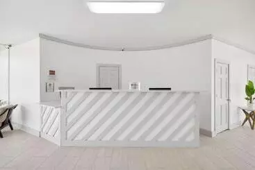 فندق على الطريق Chateau Beachfront Resort   Bw Signature Collection