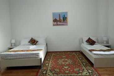 فندق فئة نجمة واحدة Apartments Silk Road