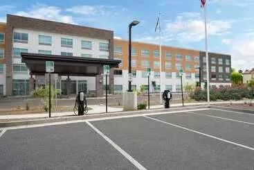 هتل Home2 Suites By Hilton Phoenix Airport North, Az
