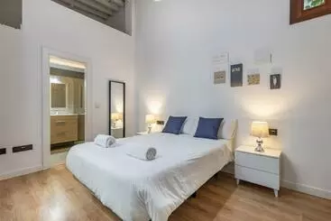 Apartamentos Granada Deluxe 3000
