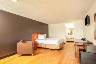 Motel 6 Centralia, WA - East