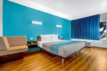 Motel 6 Jacksonville, Nc