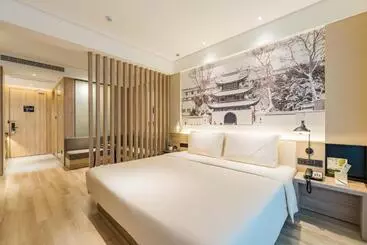 Hotel Atour