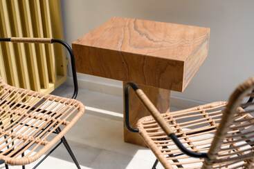 בית מלון כפרי Fos Downtown Suites