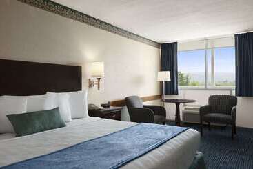 Hotel Days Inn By Wyndham Waynesboro