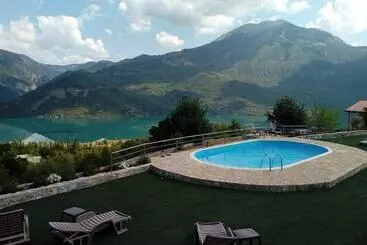 Hotel Kedros Chalet