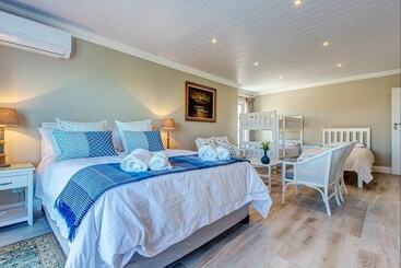 بنسيون Marine Manor