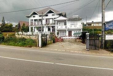 פנסיון Rose Magnolia Guest