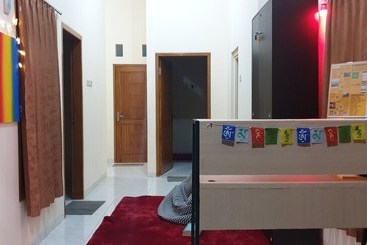 Happy Volcano Backpacker Dormitory  Hostel