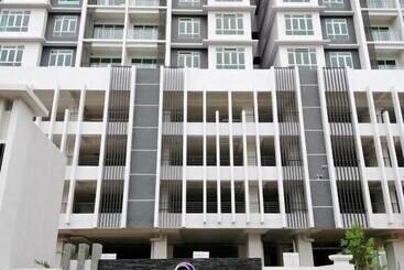 پانسیون Bleisure Parkland Homestay