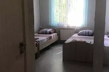 Start   Hostel
