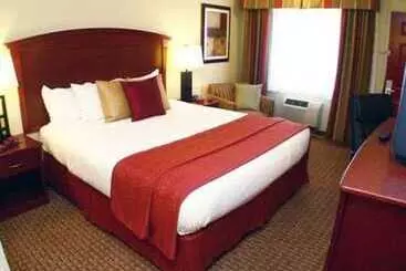 Отель Quality Inn & Suites Santa Cruz Mountains