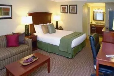 ホテル Quality Inn & Suites Santa Cruz Mountains