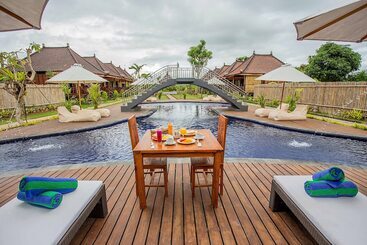 Hotel Maharatu Villas