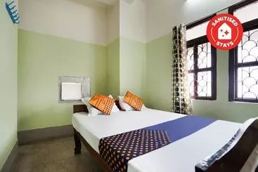 Hotel Vaccinated Staff Spot On 61885 Nandan Lodge