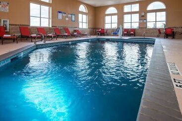 هتل Best Western Plus Lubbock Windsor Inn