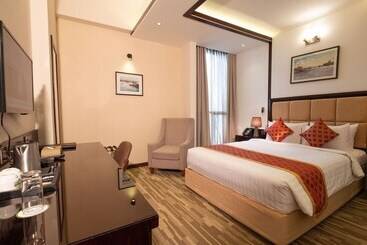 هتل After Hours Residence