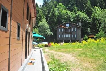 Hotel Di̇lek Suit&cafe