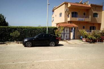 アパートホテル Chabella Auberge