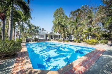 Hotel Ivy Cottage By Qiu