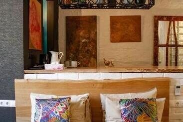 هتل Manna Boutique