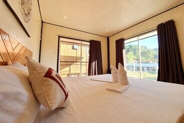 פנסיון Keira Tourist Inn