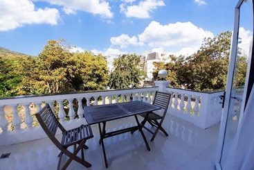 관광객 아파트 Sunshine Villa