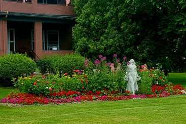 1922 Starkey House Bed & Breakfast Inn