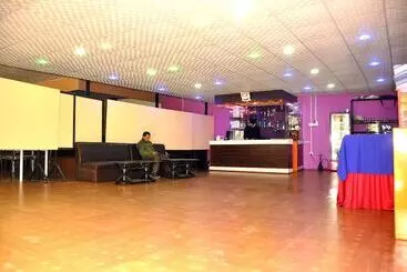 پانسیون Kathmadu Fawlty Home