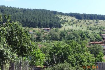 פנסיון Guest House Zarkova Kushta