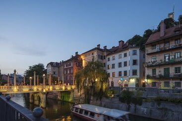 پانسیون Kollmann Rooms And Apartments