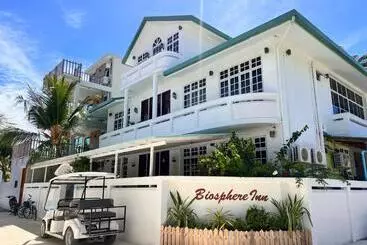 پانسیون Biosphere Inn