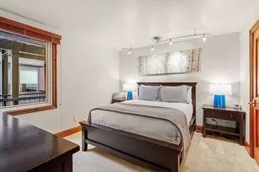 아파트 Fifth Avenue Condominiums By Frias