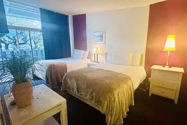 Szálloda Foghorn Harbor Inn