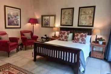 هتل Ascot Bush Lodge